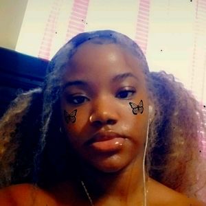 Meet your Posher, Dejonae